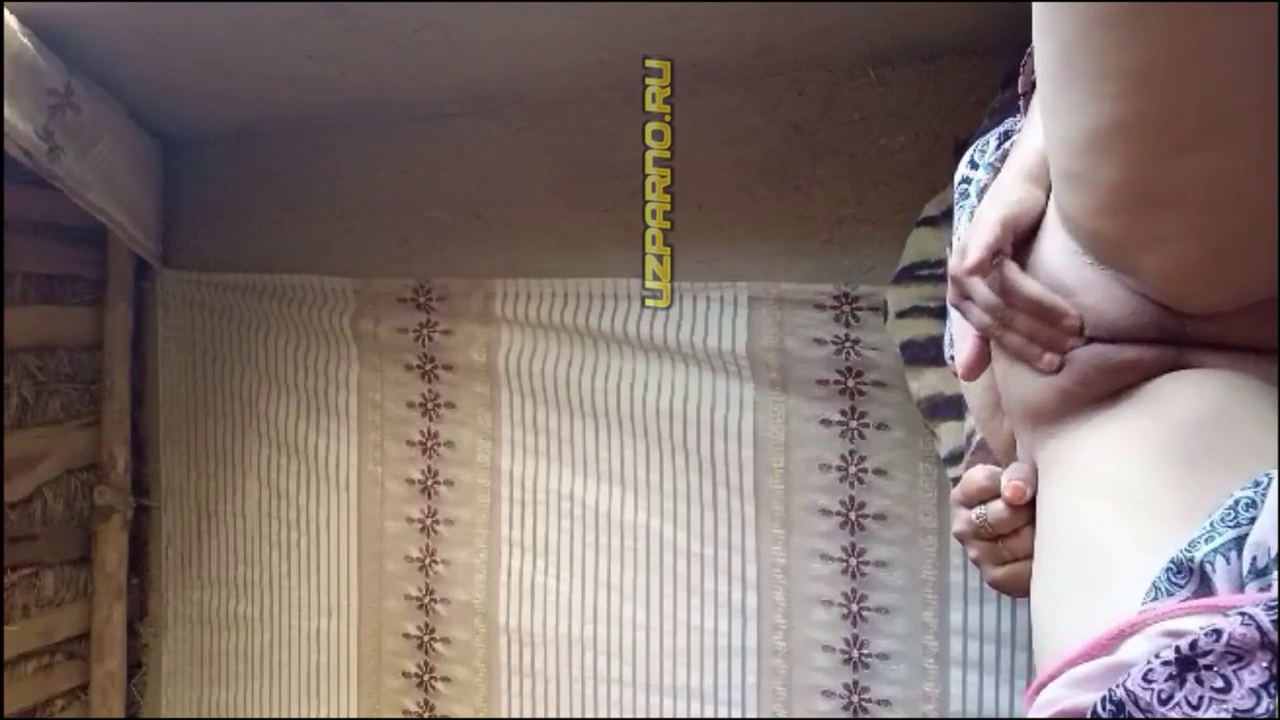 Зрелая узбечка раздевается на камеру вторая часть